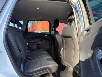 Ford Kuga 2.0 TDCi Titanium Powershift AWD Euro 5 5dr