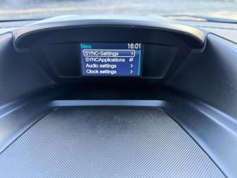 Ford Kuga 2.0 TDCi Titanium Powershift AWD Euro 5 5dr