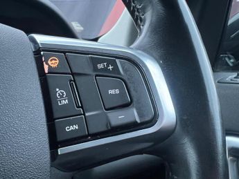 Land Rover Discovery Sport 2.0 TD4 HSE Luxury Auto 4WD Euro 6 (s/s) 5dr