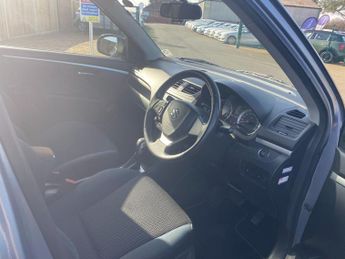 Suzuki Swift 1.2 SZ4 Hatchback 5dr Petrol Auto Euro 6 (94 ps)