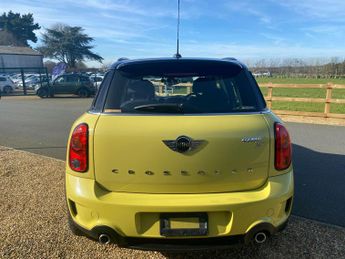 MINI Countryman 2.0 Cooper SD SUV 5dr Diesel Auto Euro 6 (143 ps)
