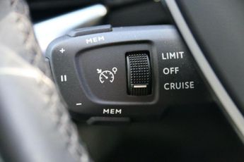 Peugeot 3008 1.6 13.2kWh Allure e-EAT Euro 6 (s/s) 5dr