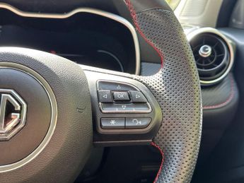 MG MG ZS 1.0 T-GDI Exclusive Auto Euro 6 5dr