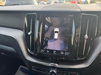 Volvo XC60 2.0 D5 PowerPulse R-Design Pro Auto AWD Euro 6 (s/s) 5dr