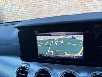 Mercedes-Benz E Class 2.0 E220d AMG Line (Premium) Estate 5dr Diesel G-Tronic+ Euro 6 