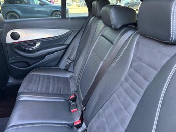 Mercedes-Benz E Class 2.0 E220d AMG Line (Premium) Estate 5dr Diesel G-Tronic+ Euro 6 