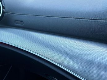 Mercedes-Benz E Class 2.0 E220d AMG Line (Premium) Estate 5dr Diesel G-Tronic+ Euro 6 