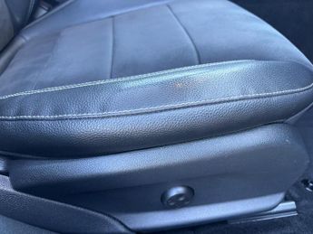 Mercedes-Benz E Class 2.0 E220d AMG Line (Premium) Estate 5dr Diesel G-Tronic+ Euro 6 