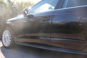 Audi A3 1.4 TFSI e-tron Sportback e-S Tronic Euro 6 5dr 8.8kWh