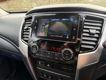 Mitsubishi L200 2.2 DI-D DC Barbarian X Auto 4WD Euro 6 (s/s) 4dr