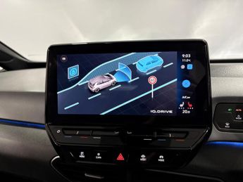 Volkswagen ID.3 Pro Performance 58kWh Life Auto 5dr
