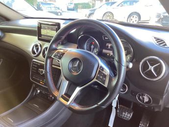 Mercedes-Benz GLA 2.1 GLA200d AMG Line (Premium Plus) 7G-DCT Euro 6 (s/s) 5dr