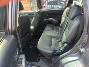 Mitsubishi Outlander 2.2 DI-DC Diamond 4WD Euro 4 5dr