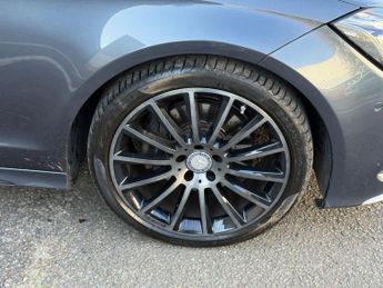 Mercedes-Benz CLS 2.1 CLS220 BlueTEC AMG Line Shooting Brake G-Tronic+ Euro 6 (s/s