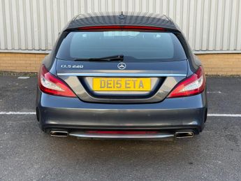 Mercedes-Benz CLS 2.1 CLS220 BlueTEC AMG Line Shooting Brake G-Tronic+ Euro 6 (s/s
