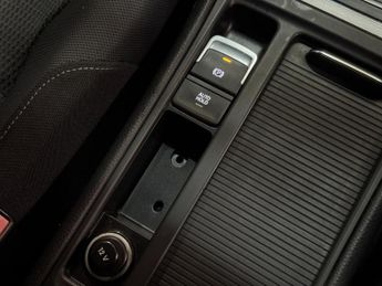 Volkswagen Golf 1.2 TSI BlueMotion Tech S Hatchback 5dr Petrol DSG Euro 5 (s/s) 