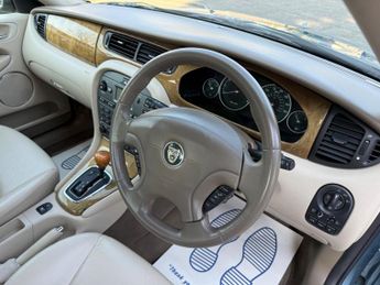 Jaguar X-Type 2.1 V6 SE 4dr