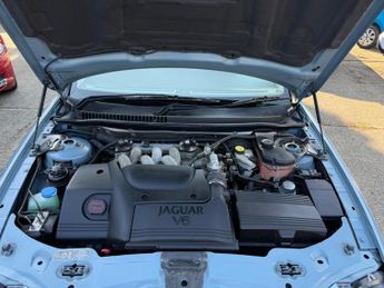 Jaguar X-Type 2.1 V6 SE 4dr
