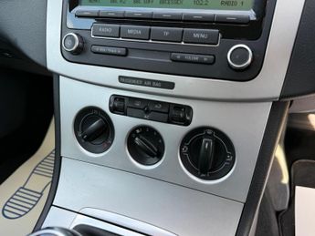 Volkswagen Passat 2.0 TDI Highline Euro 5 4dr