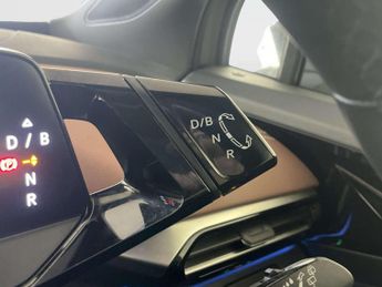Volkswagen ID.4 Pure Performance 52kWh Life SUV 5dr Electric Auto (170 ps)