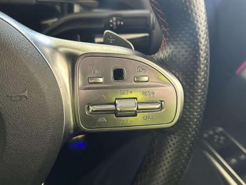 Mercedes-Benz EQA EQA 250 66.5kWh AMG Line SUV 5dr Electric Auto (190 ps)