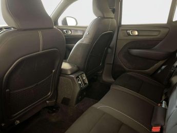 Volvo XC40 Recharge 69kWh Core SUV 5dr Electric Auto (231 ps)