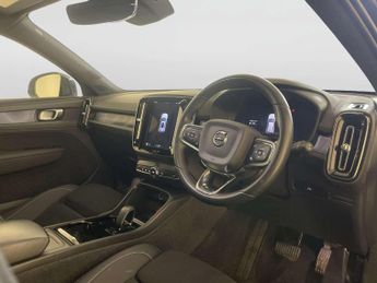 Volvo XC40 Recharge 69kWh Core SUV 5dr Electric Auto (231 ps)
