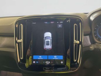 Volvo XC40 Recharge 69kWh Core SUV 5dr Electric Auto (231 ps)