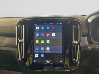 Volvo XC40 Recharge 69kWh Core SUV 5dr Electric Auto (231 ps)
