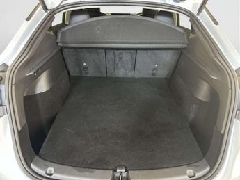 Tesla Model Y SUV 5dr Electric Auto RWD (346 ps)