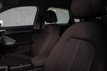 Audi Q3 1.5 TFSI CoD 35 Technik S Tronic Euro 6 (s/s) 5dr