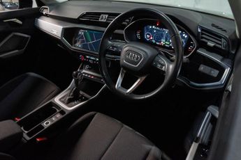 Audi Q3 1.5 TFSI CoD 35 Technik S Tronic Euro 6 (s/s) 5dr