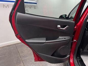 Hyundai KONA 64kWh Premium Auto 5dr (10.5kW Charger)