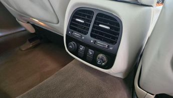 Jaguar XJ 3.0 SE 4dr