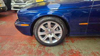 Jaguar XJ 3.0 SE 4dr