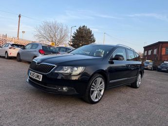 Skoda Superb 2.0 TDI Elegance DSG Euro 5 (s/s) 5dr