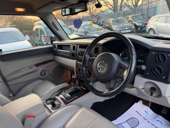 Jeep Commander 3.0 CRD V6 Limited 4x4 5dr