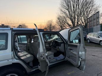 Jeep Commander 3.0 CRD V6 Limited 4x4 5dr