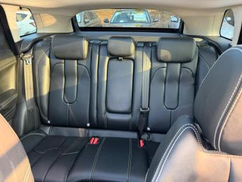 Land Rover Range Rover Evoque 2.2 SD4 Prestige Auto 4WD Euro 5 (s/s) 5dr