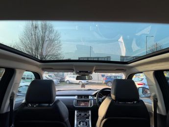 Land Rover Range Rover Evoque 2.2 SD4 Prestige Auto 4WD Euro 5 (s/s) 5dr