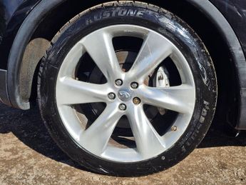 Infiniti QX70 3.0d V6 S Premium Auto 4WD Euro 5 5dr