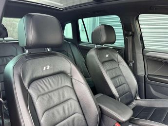 Volkswagen TIGUAN 2.0 Tiguan R-Line Tech TDI 4Motion Semi-Auto 4WD 5dr