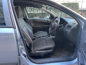 Vauxhall Astra 1.8i 16v Life 5dr