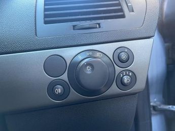 Vauxhall Astra 1.8i 16v Life 5dr