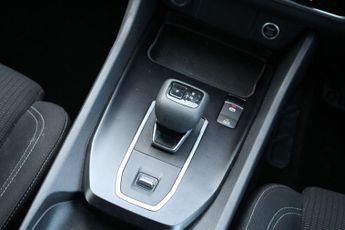 Nissan Qashqai 1.3 DIG-T MHEV Acenta Premium XTRON Euro 6 (s/s) 5dr