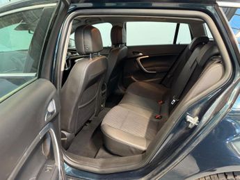 Vauxhall Insignia 1.6 CDTi SE Sports Tourer Auto Euro 6 5dr