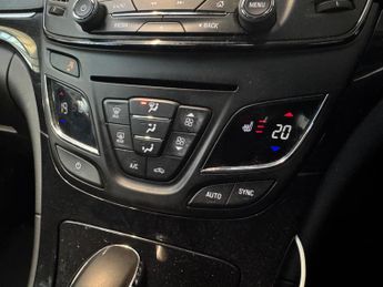 Vauxhall Insignia 2.0 CDTi Elite Nav Auto Euro 5 5dr