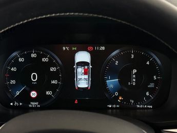 Volvo XC60 2.0 D4 R-Design Auto AWD Euro 6 (s/s) 5dr