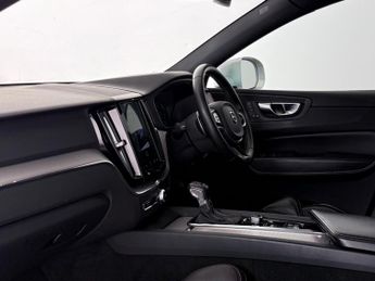 Volvo XC60 2.0 D4 R-Design Auto AWD Euro 6 (s/s) 5dr