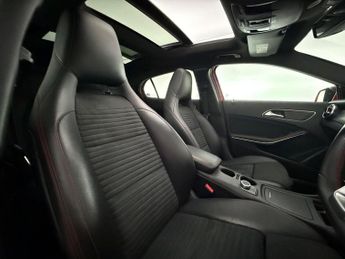 Mercedes-Benz GLA 2.1 GLA220d AMG Line (Premium) 7G-DCT 4MATIC Euro 6 (s/s) 5dr